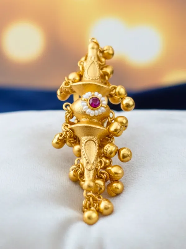 Gold-Plated_Red_Stones_Studded_Finger_Ring