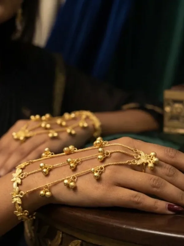 Gold-Plated_Handcrafted_Butterfly_Finger_Ring_Hathphool_Bracelet
