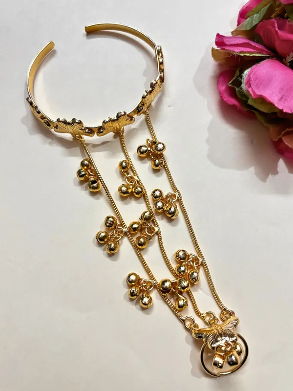 Gold-Plated_Handcrafted_Butterfly_Finger_Ring_Hathphool_Bracelet