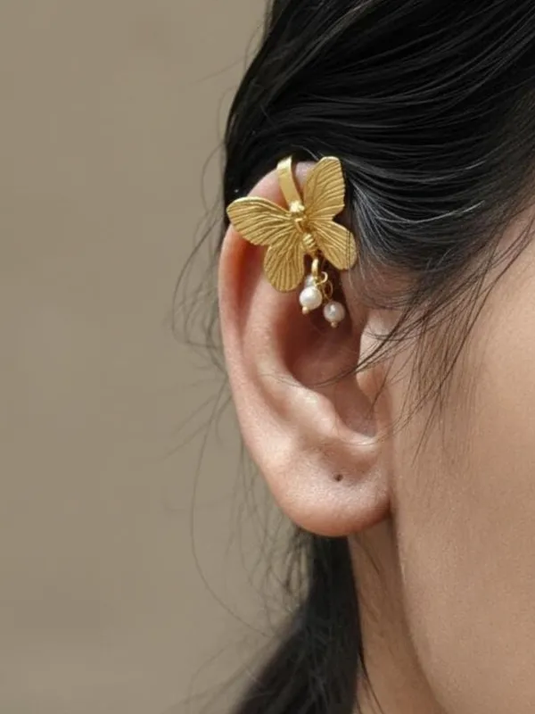 Gold-Plated_Stone-Studded_Butterfly_Bugadi_Earrings
