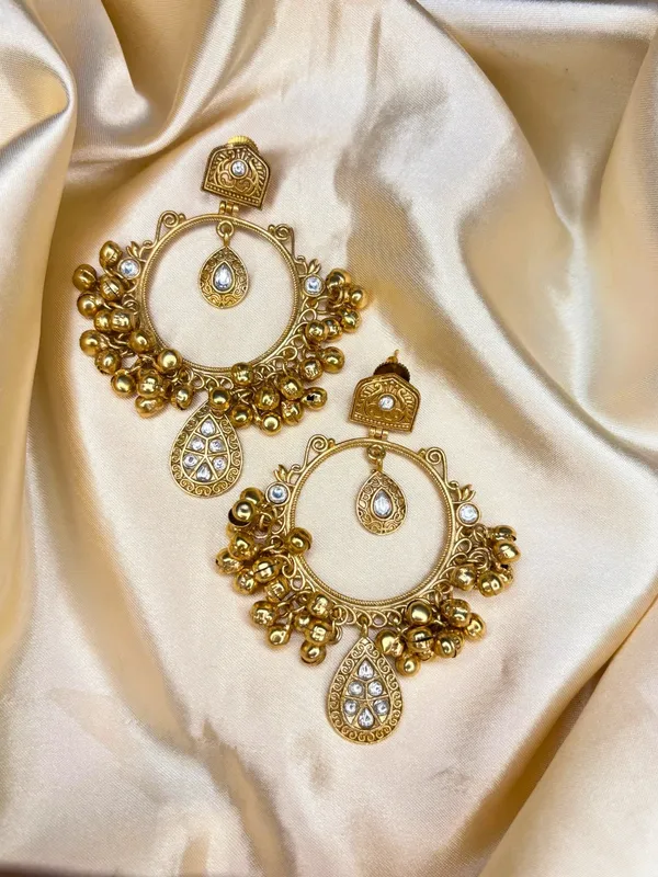 Gold-Plated_White_Kundan_Ghungroo_Statement_Earrings