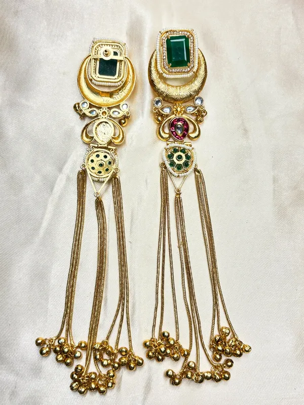 Gold-Toned_Green_Stone_Embellished_Kundan_Tassel_Drop_Earrings