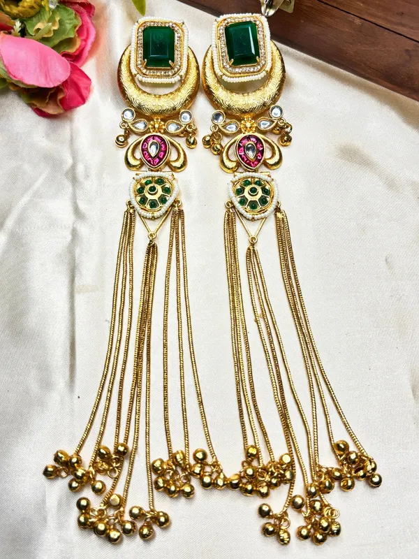 Gold-Toned_Green_Stone_Embellished_Kundan_Tassel_Drop_Earrings