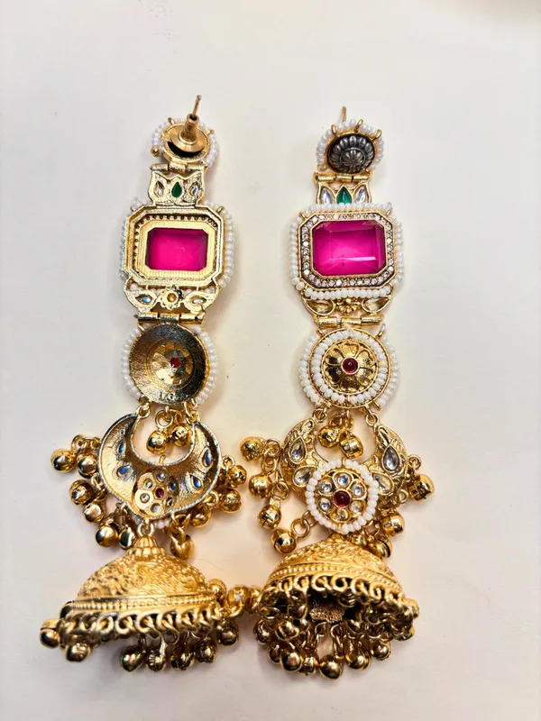 Gold-Toned_Kundan_&_Pink_Stone_Embellished_Pearl_Jhumka_Drop_Earrings