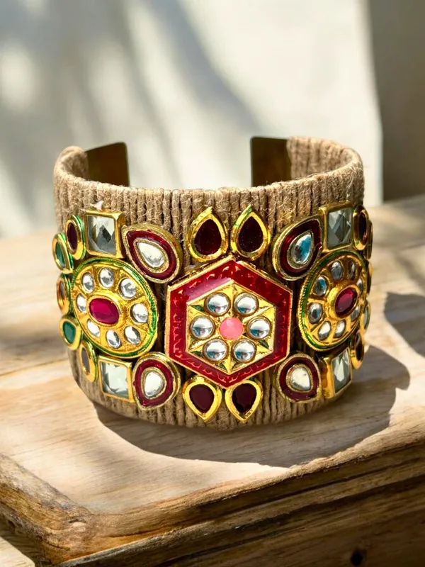 Golden_,Green_And_Red_Kundan_Adjustable_Jute_Bracelet
