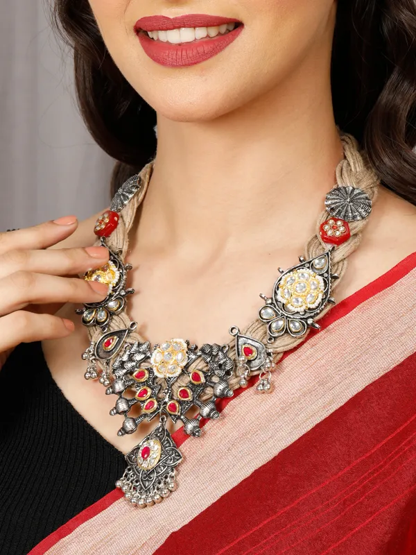 Golden_Jute_Necklace