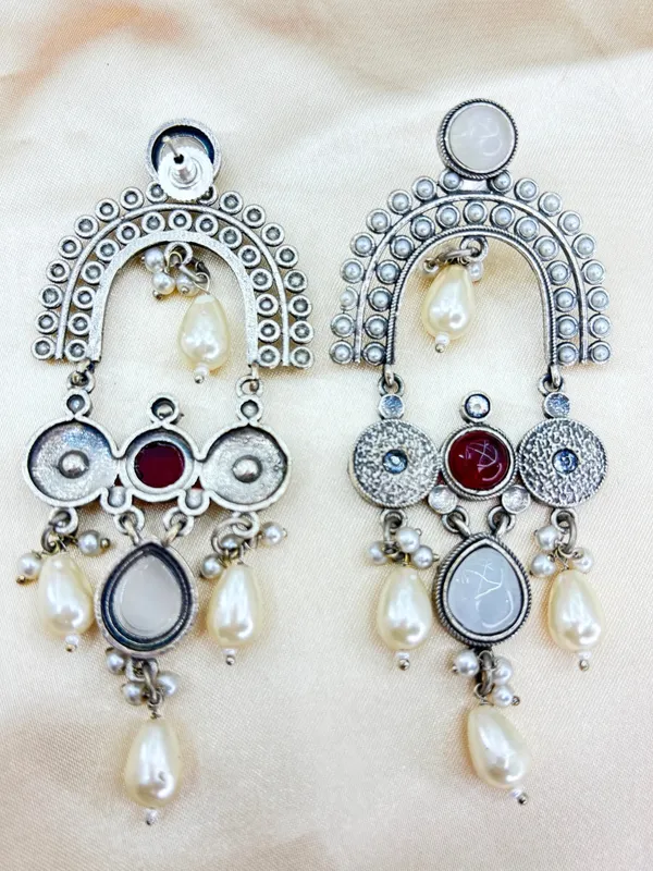 Maroon_&_White_Stone_Pearl_Embellished_Oxidised_Chandbali_Statement_Earrings