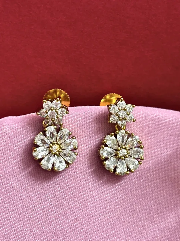 Premium_22K_Gold-Plated_Ad_&_Zirconia_Studded_Luxury_Drop_Earrings