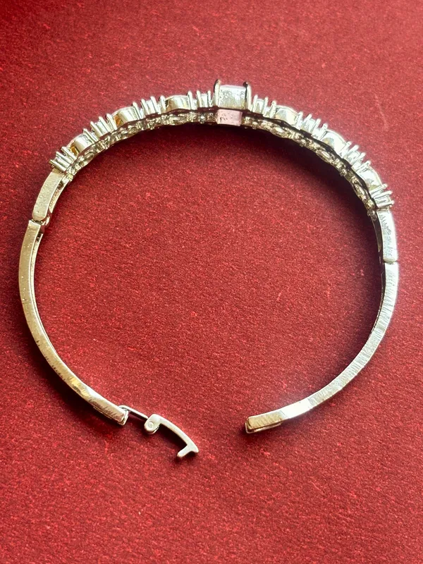 Rhodium_Plated_Pink_Ad_&_Cubic_Zirconia_Studded_Bangle-Style_Openable_Bracelet
