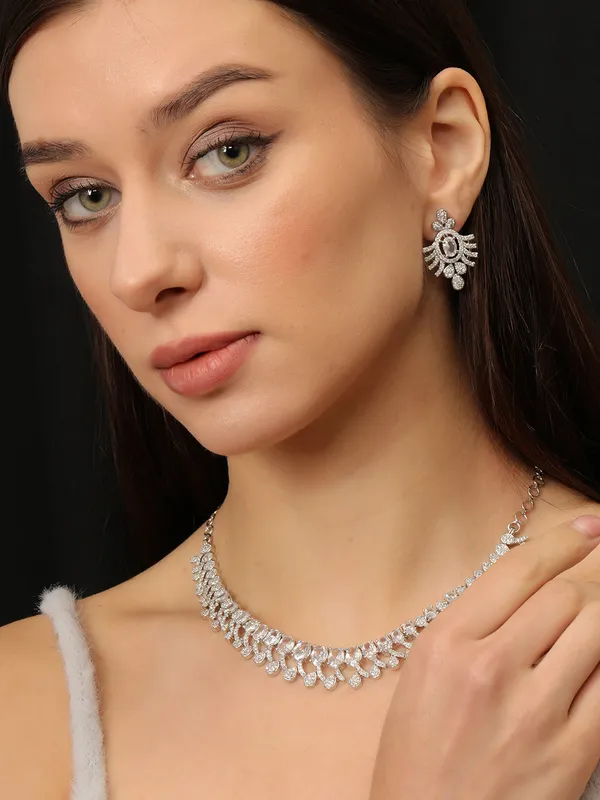 Rhodium-Plated_White_Ad_&_Cubic_Zirconia_Studded_Necklace_Jewellery_Set