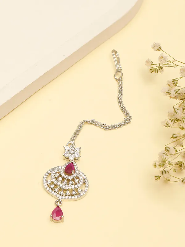 Rhodium-Plated_Cubic_Zirconia_Studded_&_Ad_Drop_Handcrafted_Maang_Tikka