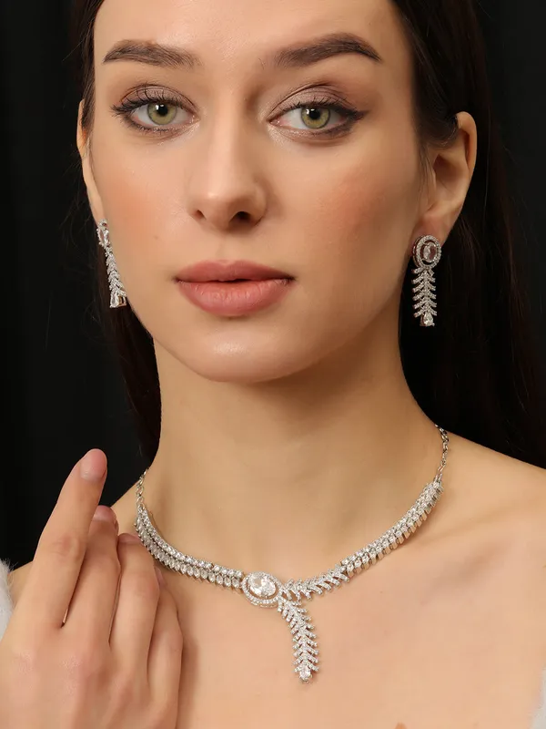 Silver_Plated_Ad_&_Cubic_Zirconia_Studded_Premium_Necklace_Jewellery_Set