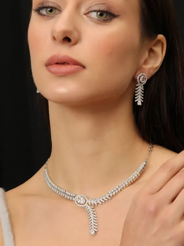 Silver_Plated_Ad_&_Cubic_Zirconia_Studded_Premium_Necklace_Jewellery_Set