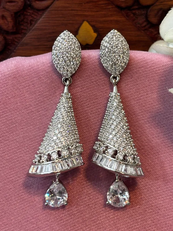 Silver-Plated_Contemporary_Ad_Studded_Drop_Earrings