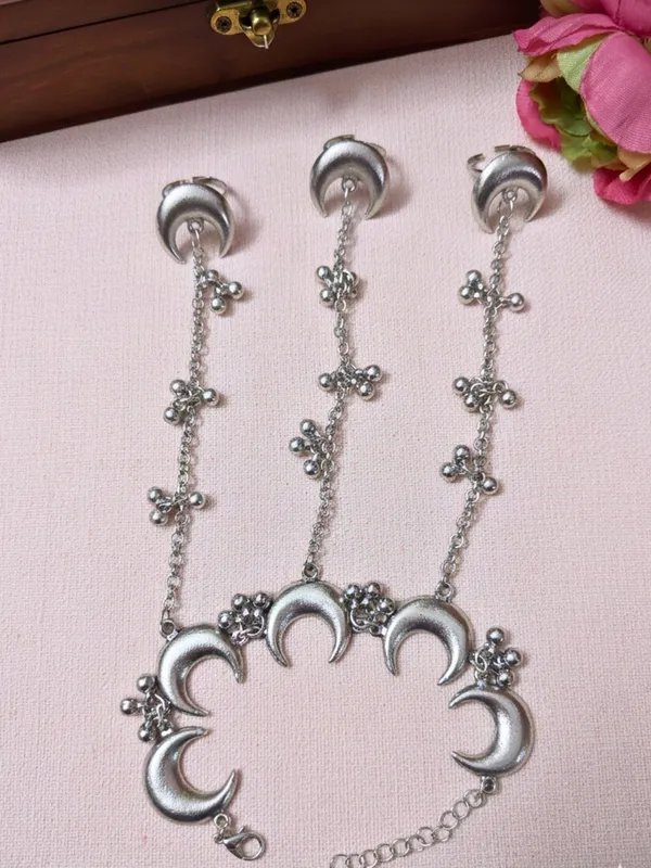 Silver_Plated_Hathphool_Ring_Bracelet