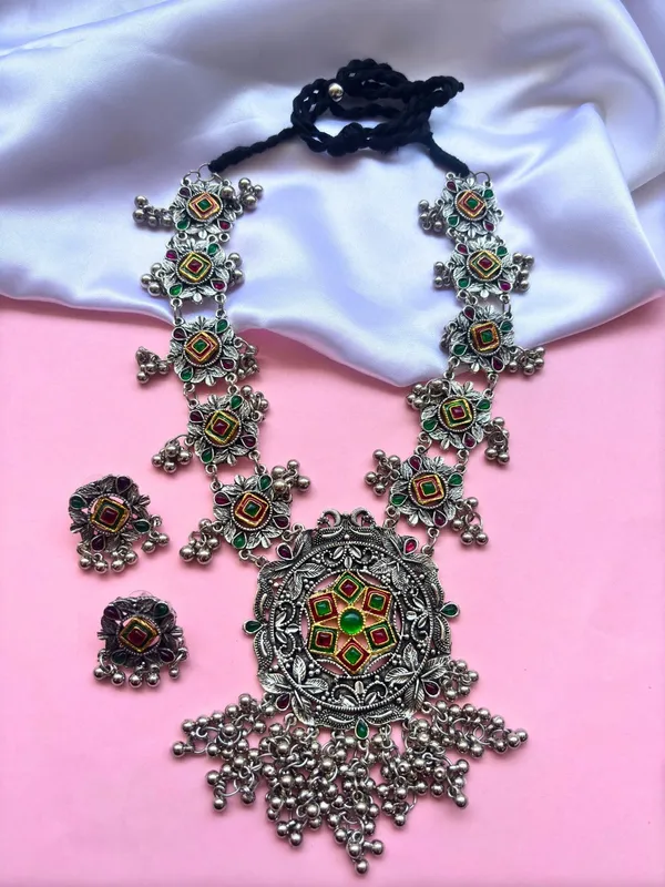 Silver-Plated_Oxidized_Floral_Textured_Long_Necklace_Set