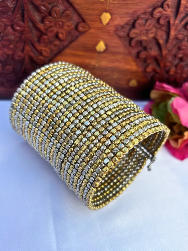 Spiral_Layered_Adjustable_Bangle_Style_Bracelet