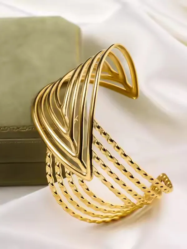 18K_Gold_Pvd_Plated_Cuff_Bracelet