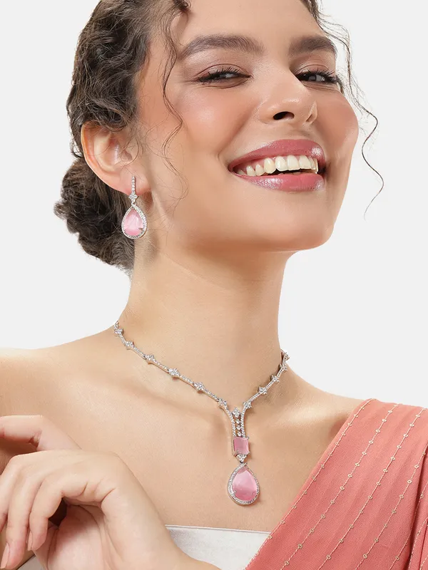 Ad_&_Cubic_Zirconia_Studded_Teardrop_Jewellery_Set