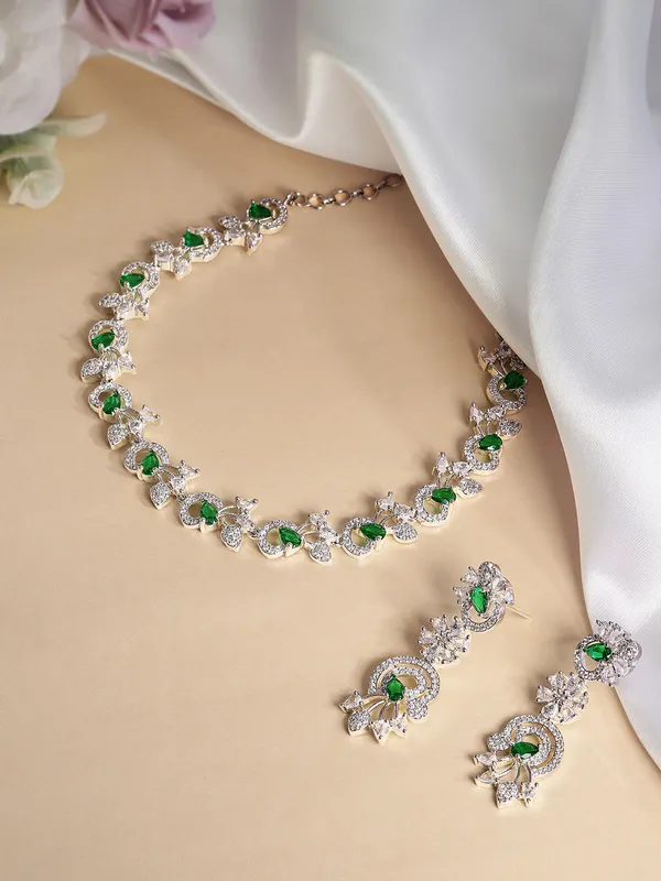 American_Diamond_Studded_Necklace_Jewellery_Set