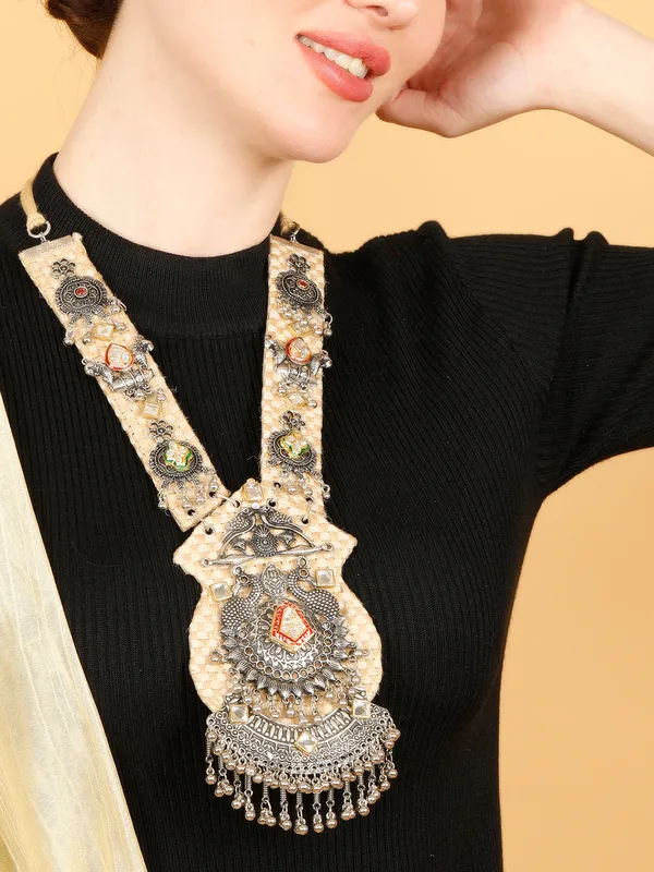 German_Silver_Brass-Plated_Oxidised_Jute_Necklace