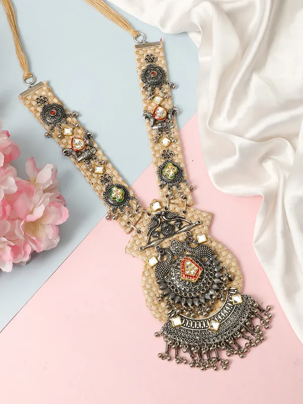 German_Silver_Brass-Plated_Oxidised_Jute_Necklace