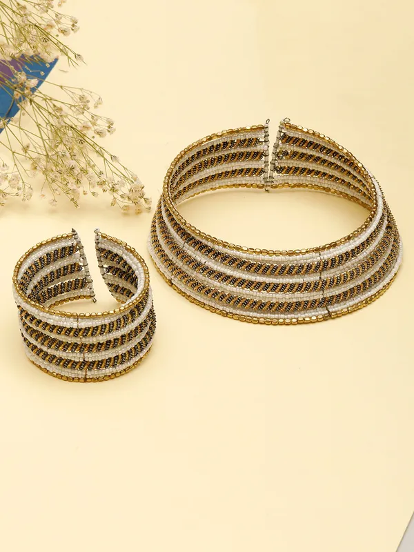 Gold-Plated_Beaded_Afghan_Layered_Necklace_With_Bracelet