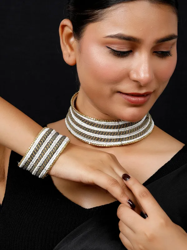 Gold-Plated_Beaded_Afghan_Layered_Necklace_With_Bracelet
