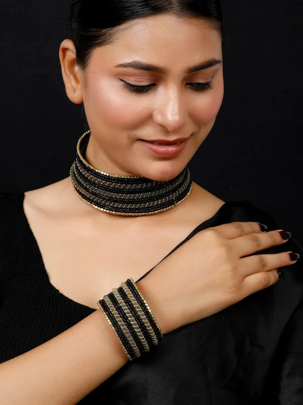 Gold-Plated_Beaded_Afghan_Layered_Necklace_With_Bracelet