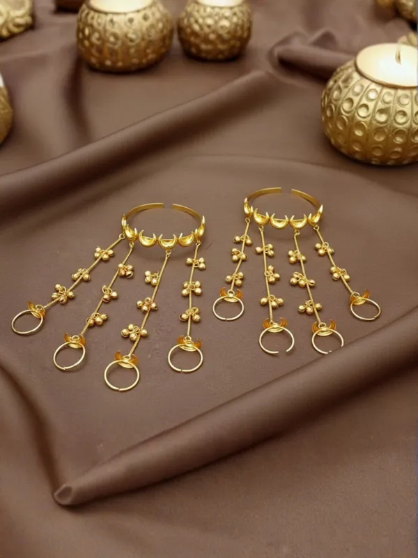 Gold-Plated_Chand_Ring_Bracelet_With_Hathphool
