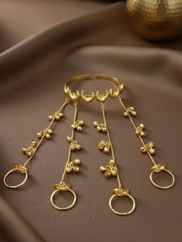 Gold-Plated_Chand_Ring_Bracelet_With_Hathphool