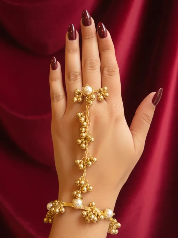 Gold-Plated_Pearl_Ring_Bracelet_With_Hathphool