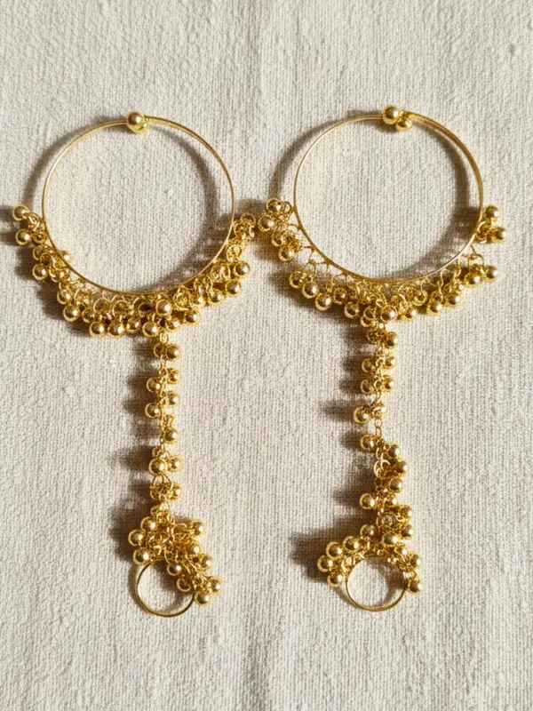 Gold-Plated_Ring_Bracelet_With_Hathphool