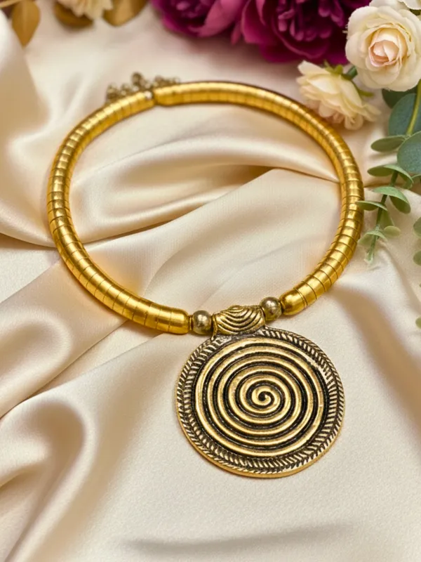Golden_Hasli_Choker_Necklace