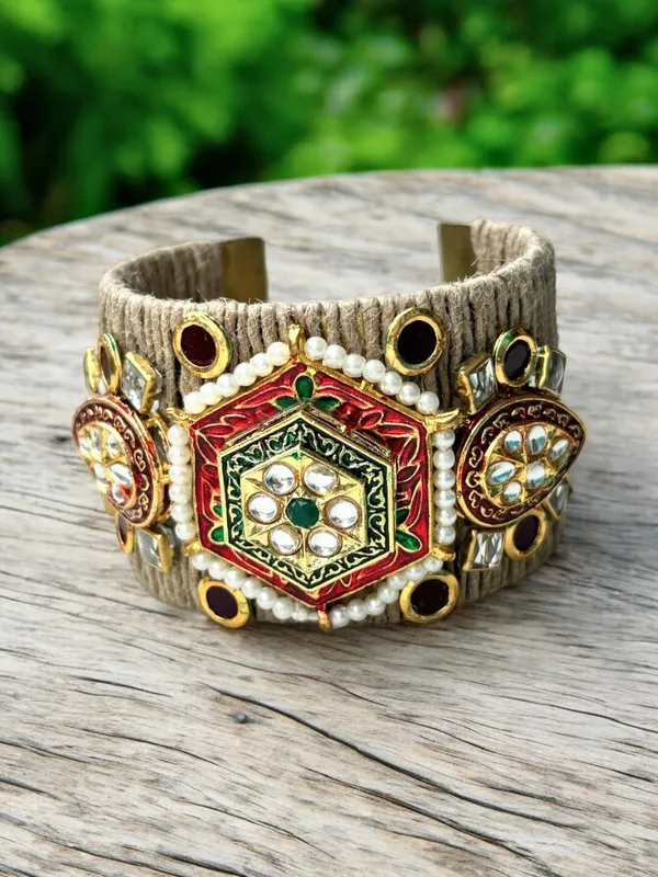 Golden_,Green_And_Red_Kundan_Adjustable_Jute_Bracelet