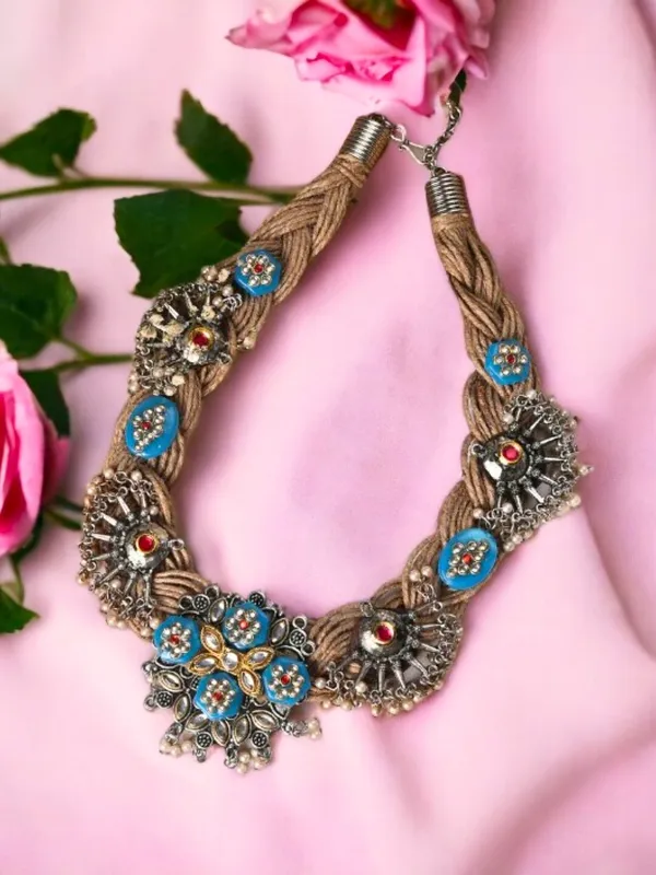 Golden_Jute_Necklace