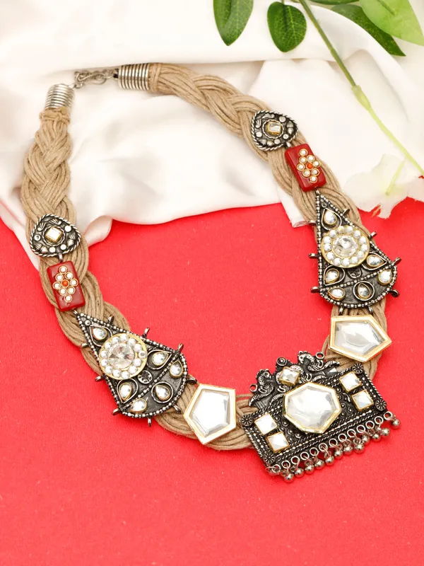 Golden_Jute_Necklace