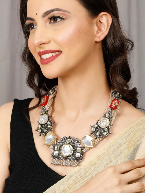 Golden_Jute_Necklace