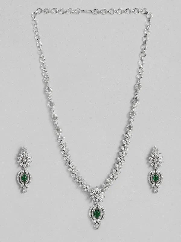 Green_Emerald_Ad_Studded_Handcrafted_Jewellery_Set