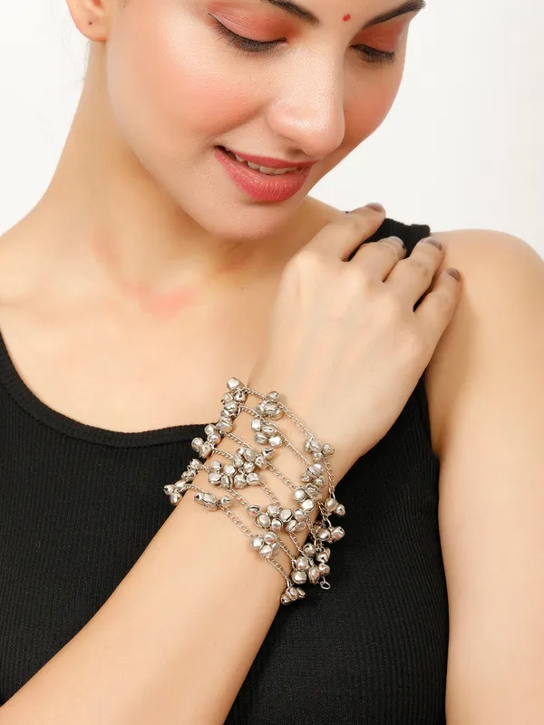 Oxidised_Silver-Plated_Multi-Layered_Chain_Bracelet_With_Ghungroo