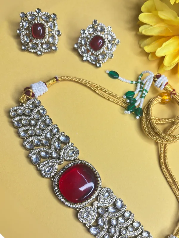 Red_Kundan-Studded_Cubic_Zirconia_Golden_Necklace_Set