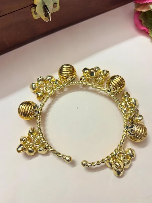 Set_Of_2_18K_Gold_Toned_Adjustable_Ghungroo_Traditional_Bangles