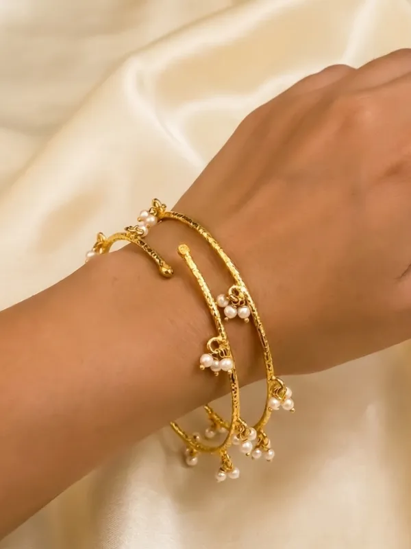 Set_Of_2_18K_Gold_Toned_Pearl_Adjustable_Ghungroo_Traditional_Bangles