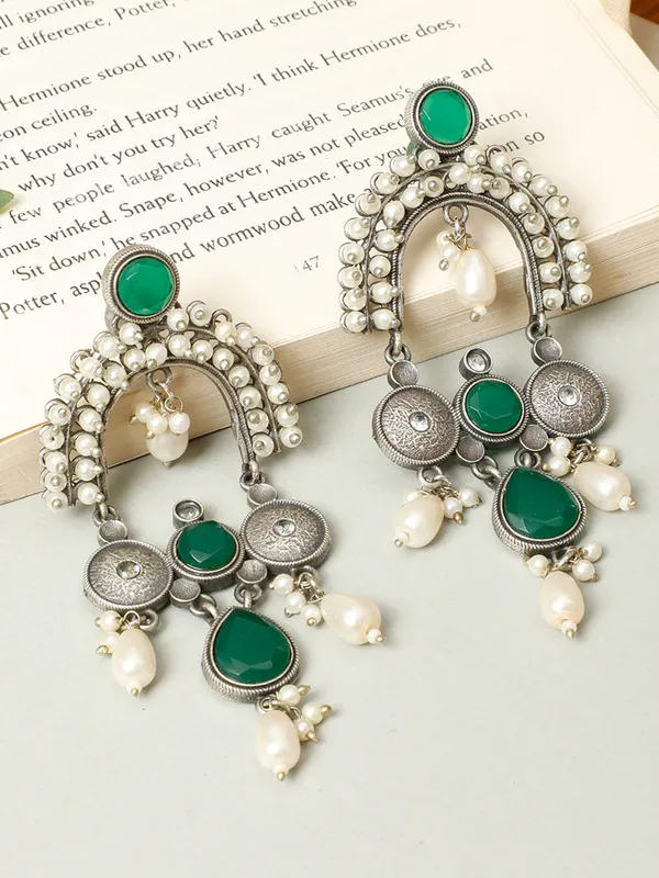 Silver-Plated_Oxidised_Stone_Studded_&_Beaded_Drop_Earrings