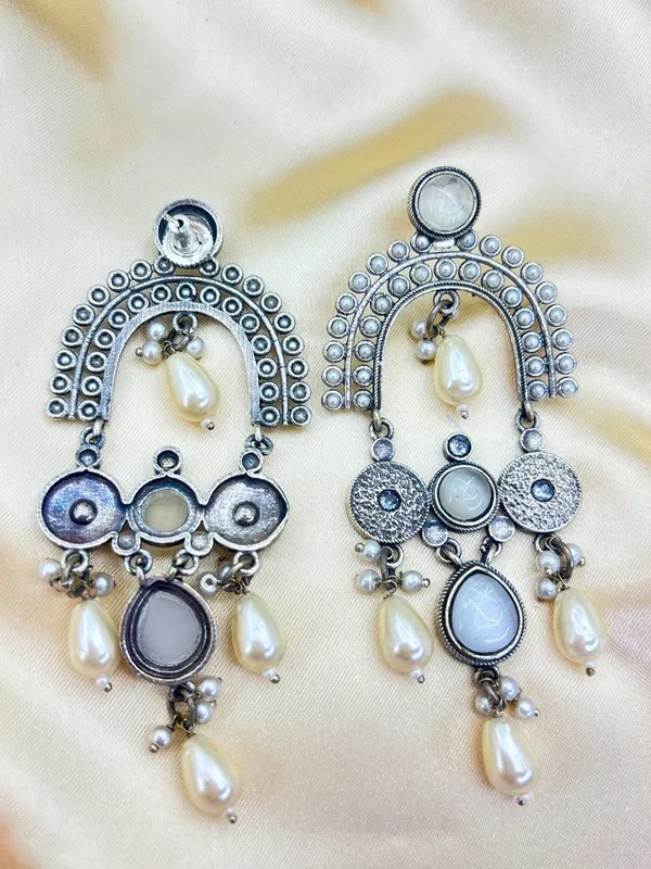 White_Stone_&_Pearl_Embellished_Oxidised_Statement_Chandbali_Earrings