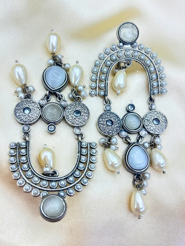 White_Stone_&_Pearl_Embellished_Oxidised_Statement_Chandbali_Earrings