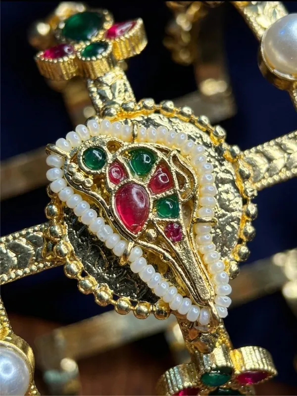 Women_Gold-Plated_Kundan_&_Pearl_Embellished_Adjustable_Bangle_Bracelet