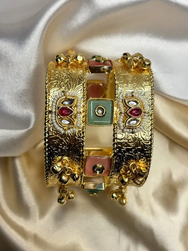 Women_Gold-Plated_Kundan_&_Pearl_Embellished_Adjustable_Bangle_Bracelet