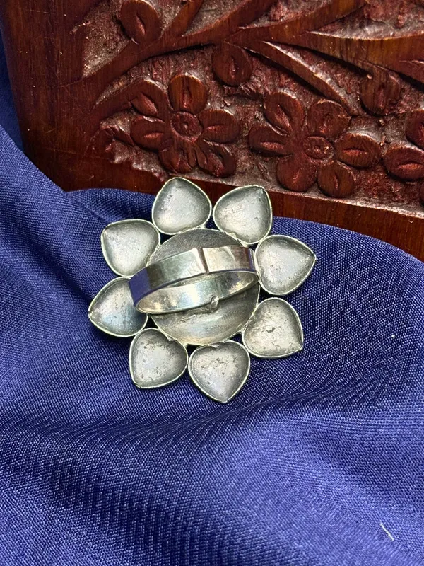 Women_Oxidised_Silver-Plated_Floral_Statement_Ring