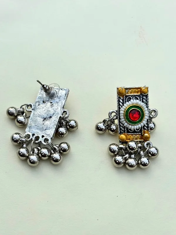 Women_Oxidised_Silver-Plated_Long_Pendant_Necklace_&_Earrings_Set
